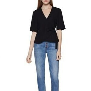 BCBGENERATION Womans D Ring Top Black sz. XS